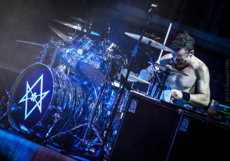 Stephen Perkins Песен списък 